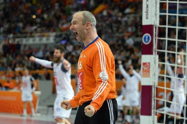 Handball Doha 30.01.2015 Weltmeisterschaften WM der Herren Männer Halbfinale Spanien (ESP) - Frankreich (FRA) Thierry Omeyer (Frankreich, TW, No.16) Jubel