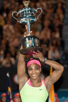 Aktuell Tennis, Australian Open, Serena Williams feiert in Melbourne ihren 19. Grand Slam Titel January 31, 2015: 1st seed Serena Williams (USA) celebrates winning the Women s Final match on day thirteen of the 2015 Australian Open grand slam tennis tournament at Melbourne Park in Melbourne, Australia. SydneyxLow Cal Media. Tennis 2015: Australian Open JAN 31 - ZUMAc04_