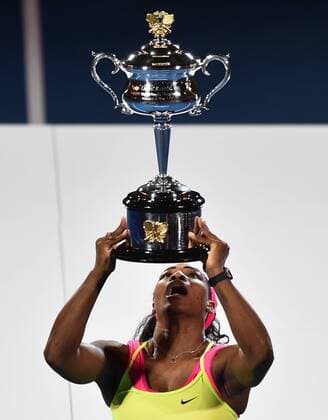 Jan. 31, 2015 - Melbourne, Australia - SERENA WILLIAMS of the United States celebrates with the trophy after winning the women s singles final. Tennis 2015 - Williams Wins Australian Open - ZUMAk106