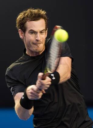 (150201) -- MELBOURNE, Feb. 1, 2015 -- Andy Murray of Great Britain returns the ball during his men s singles final match at 2015 Australian Open tennis tournament at Melbourne Park in Melbourne, Australia on Feb. 1, 2015. BaixXue 