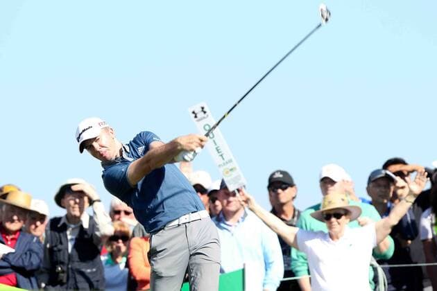 Feb. 1, 2015 - Scottsdale, Arizona, United States - Martin Laird tees off the 10th hole during the final round of the Waste Management Phoenix Open at TPC at Scottsdale. PGA Golf Herren Golf 2015 - Waste Management Phoenix Open - Final Round - ZUMAw109