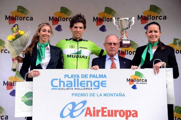 Unai INTZIARTE ( SPA Murias Taldea ) gewinnt die Bergwertung - Premio de la Montana - Podium - Siegerehrung - Zeremonie - Ceremony - Jubel - Freude - Emotionnen - Mimik - Gestik - Hostessen - Pokal - Querformat - quer - horizontal - Event Veranstaltung: 24. Playa de Palma - Challenge Ciclista Mallorca - Trofeo Playa de Palma - Playa de Palma nach Palma 168.2 km - Location Ort: Mallorca - Spain - Spanien - Europe - Europa - Date Datum: 01.02.2015 STIEHL PHOTOGRAPHY