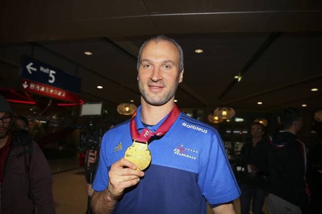 Thierry Omeyer Handball Weltmeister Frankreich am Flughafen - 02 02 2015 GwendolineLeGoffx 