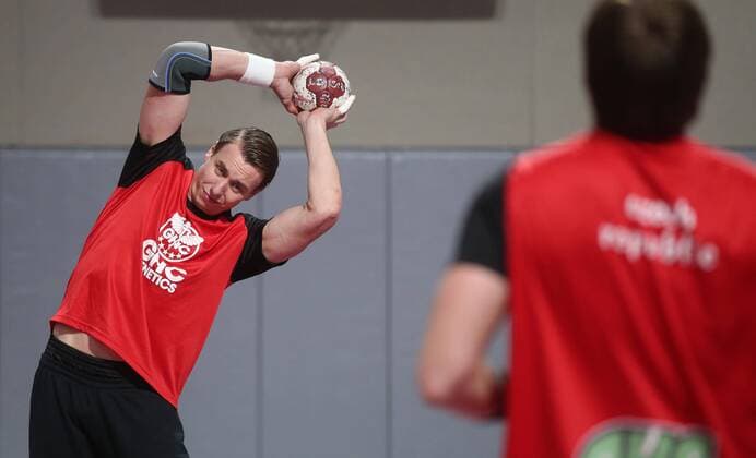 Filip Jicha of Czech Republic trains during the Men s Handball World Championhip in Doha, January 19, 2015. (CTKxPhoto PavelxLebeda) CTKPhotoP201501190714001  ho