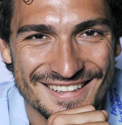 INTERVIEW MATS HUMMELS AM 22.6.2013 IN MUENCHEN