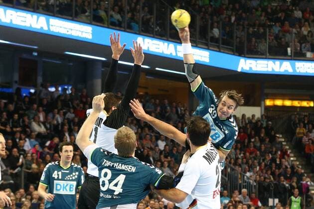 06.02.2015 - Handball - All Star Game Arena Nürnberger Versicherung - MaWi - Erik Schmidt (21, Deutschland, links) Filip Jicha (39, All-Star Team, rechts)