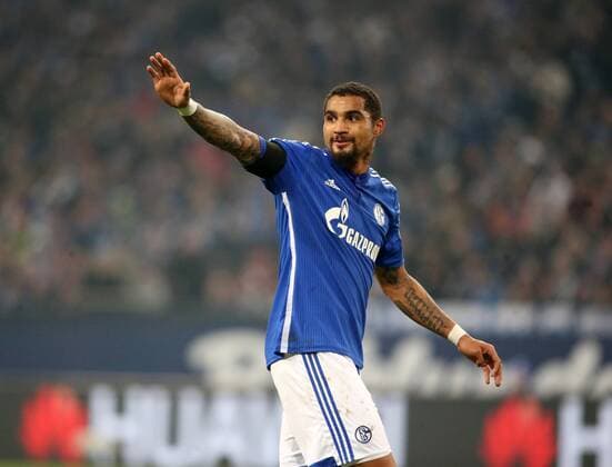 Gelsenkirchen , Fussball Herren, 1.Bundesliga, Saison 2014 2015, Spieltag 20, FC Schalke vs Borussia Mönchengladbach, 06.02.2015, VeltinsArena Gelsenkirchen Kevin Prince Boateng S04, Aktion, Einzelbild