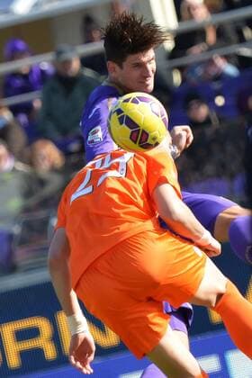 Mario Gomez Fiorentina, Yohan Benalouane Atalanta Firenze 08-02-2015 Stadio Artemio Franchi, Football Calcio Serie A AC Florenz ACF Fiorentina vs Atalanta Bergamo andreaxstaccioli
