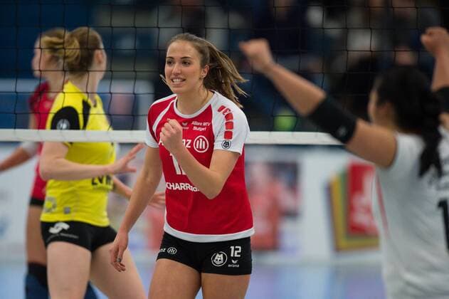 08.02.2015, Halle Berg Fidel, Muenster Volleyball, Bundesliga Frauen, USC Münster Muenster vs. MTV Allianz Stuttgart Jubel Athina Papafotiou ( 12 Stuttgart)