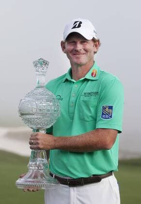 Feb. 15, 2015 - Pebble Beach, CA, USA - Brandt Snedecker holds the trophy on the 18th green after winning the AT&T Pebble Beach National Pro-Am at Pebble Beach Golf Links in Pebble Beach, Calif., on Sunday, Feb. 15, 2015. Snedecker shot 22 under par for the tournament. Pebble Beach National Pro-Am - ZUMAm67_