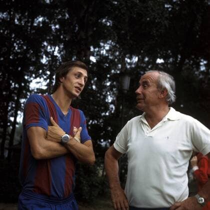 Johan Cruyff (li.) und Trainer Hennes Weisweiler (beide FC Barcelona)