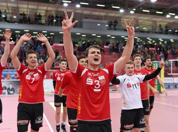 Volleyball 1. Bundesliga 2014 2015 TV Rottenburg - CV Mitteldeutschland 21.02.2015 JUBEL TV Rottenburg; Philipp Jankowski 