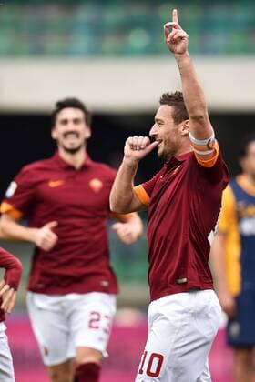 Francesco Totti Roma Goal celebration 22-02-2015 Football Calcio Serie A Hellas Verona - AS Roma - Foto AndreaxStaccioli Insidefoto andreaxstaccioli