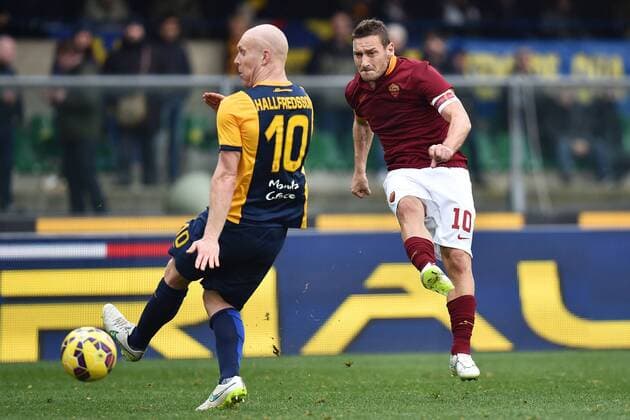 Emil Halfredsson Verona, Francesco Totti Roma 22-02-2015 Football Calcio Serie A Hellas Verona - AS Roma - Foto AndreaxStaccioli Insidefoto andreaxstaccioli