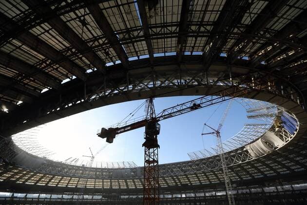 MOSCOW, RUSSIA. FEBRUARY 25, 2015. Work in progress to build a bigger roof for the Luzhniki Stadium. The stadium will be hosting 2018 FIFA World Cup WM Weltmeisterschaft Fussball football matches. Artyom Korotayev TASS  000001 RE15CC34