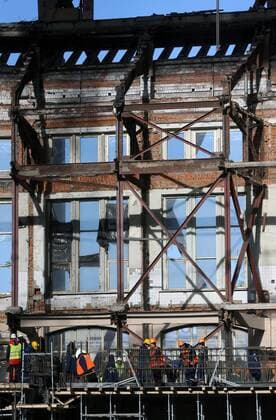 MOSCOW, RUSSIA. FEBRUARY 25, 2015. Work in progress to build a bigger roof for the Luzhniki Stadium. The stadium will be hosting 2018 FIFA World Cup WM Weltmeisterschaft Fussball football matches. Artyom Korotayev TASS  RE15CC32