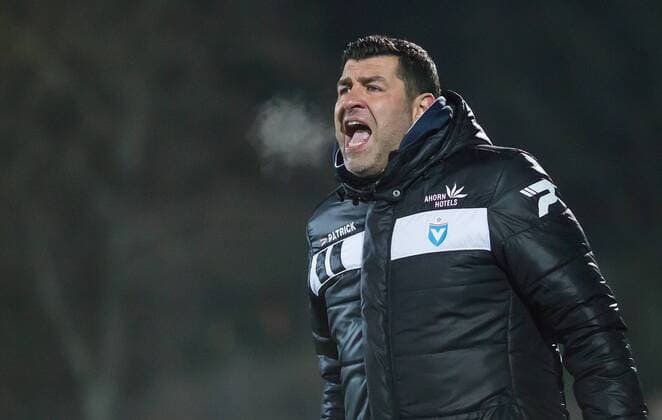 Berlin, Deutschland, 27.02.2015: Fußball NOFV Regionalliga Nordost Saison 2014 2015 - FC Viktoria 89 Berlin - Carl Zeiss Jena. Trainer Mario Block (Viktoria 89)