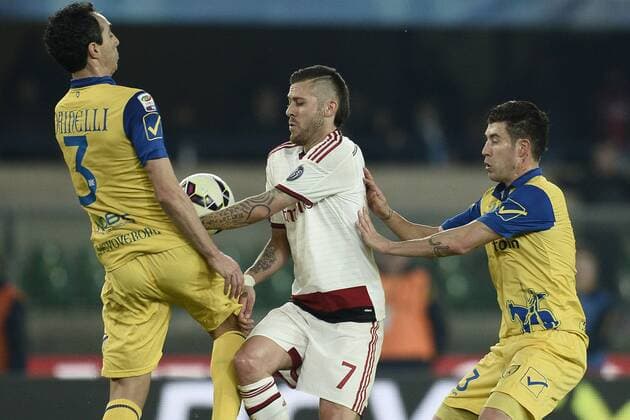 Verona, 28.02.2015 - Serie A 2014 2015 - AC Chievo Verona vs AC Milan - Jeremy Menez-Dario Dainelli-Mariano Izco 