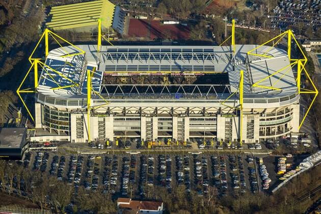 Revier-Derby im Signal Iduna Park, Borussia Dortmund gegen FC Schalke 04 endete 3:0 im Westfalenstadion Dortmund, Dortmund, Ruhrgebiet, Nordrhein-Westfalen, Deutschland !ACHTUNGxMINDESTHONORARx60xEURO!