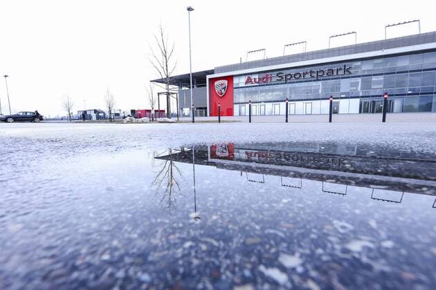 Fußball, Stadiongeschichte FC Ingolstadt 04 AUDI Sportpark Stadion, Fussballstadion, Aussenansicht, FC INGOLSTADT 04 - 1-1 Fussball 2. Bundesliga , 23.Spieltag, 2.Liga, 2.Bundesliga Saison 2014 2015