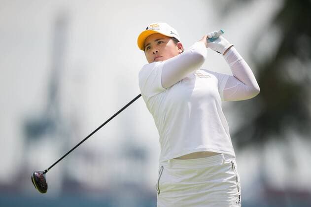 Inbee Park (KOR) wins the HSBC Women s Champions 2015 at Sentosa Golf Club in Singapore on March 8th, 2015. The 26 year old world number 2 shot 70 on the final day to finish 2 strokes ahead of the field with a 15 under par 273, She took home $210,000 in prize money and the tournament trophy. NoxThirdxPartyxSales  (ldta_hsbc027)