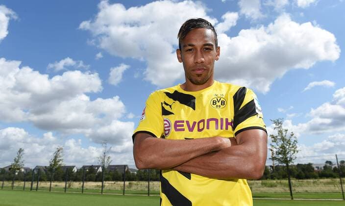 Montag 11.08.2014, Saison 2014 2015, 1. Bundesliga, Offizieller Fototermin BV Borussia Dortmund, Pierre Emerick AUBAMEYANG (BVB), halbe Figur, Portrait DeFodi01045007383