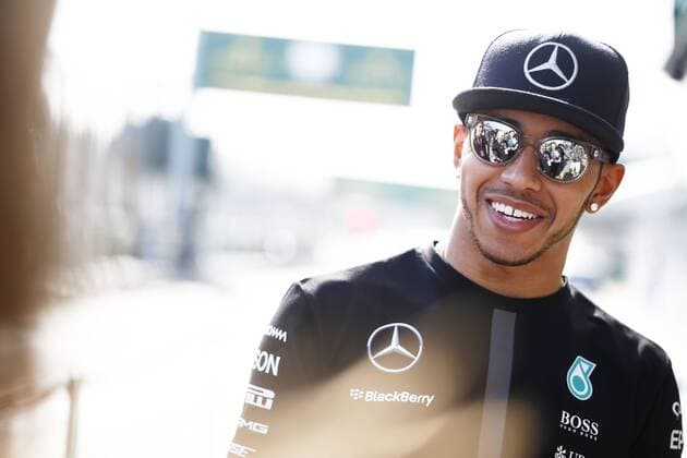 Motorsports: FIA Formula One World Championship WM Weltmeisterschaft 2015, Grand Prix of Australia, 44 Lewis Hamilton (GBR, Mercedes AMG Petronas Formula One Team), xHOCHxZWEIx