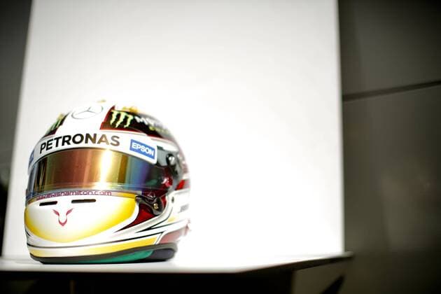 Motorsports: FIA Formula One World Championship WM Weltmeisterschaft 2015, Grand Prix of Australia, helmet of 44 Lewis Hamilton (GBR, Mercedes AMG Petronas Formula One Team) - ZUMAg147