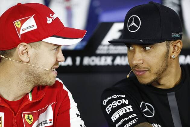 Motorsports: FIA Formula One World Championship WM Weltmeisterschaft 2015, Grand Prix of Australia, 5 Sebastian Vettel (GER, Scuderia Ferrari), 44 Lewis Hamilton (GBR, Mercedes AMG Petronas Formula One Team), xHOCHxZWEIx