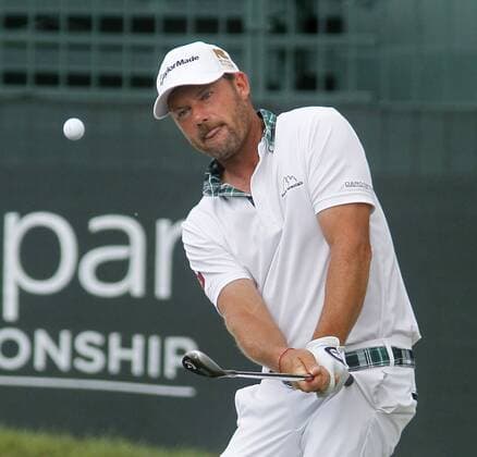 March 12, 2015 - Palm Harbor, Florida, U.S. - JIM DAMASKE Times.Alex Cejka chips onto the 17th green during the 1st round of the 2015 Valspar Championship Thursday at the Innisbrook Resort and Golf Club. Florida News - March 12, 2015 - ZUMAs70_