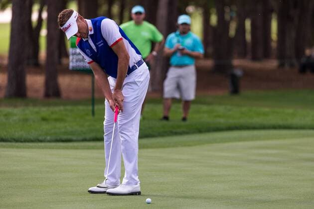 3 13 2015 - Palm Harbor FL, USA - Ian Poulter putts on the 17th hole at the Innisbrook Resort (Copperhead) in Palm Harbor FL. DelMecum Cal Media PGA Golf Herren Golf 2015: Valspar Championship Round 2 MARCH 13 - ZUMAc04_