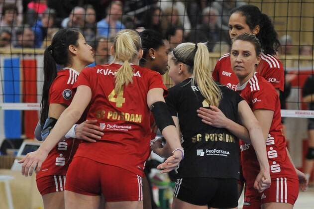 14.03.2015, xtkx, Volleyball 1.Bundesliga Damen Play Offs 1 4 Finale, VC Wiesbaden - SC Potsdam, v.l. Team SC Potsdam,