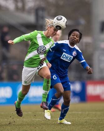 Genoveva ANONMA (POT) - Lena GOESSLING (li VfL) Fussball Frauen 1.Bundesliga - Saison 2014 2015, 17.Spieltag: 1.FFC Turbine Potsdam - VfL Wolfsburg in Potsdam, Deutschland am 15.03.2015,
