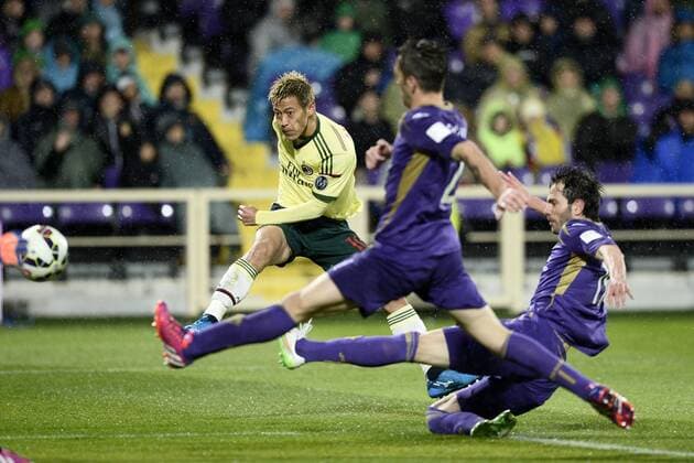 Serie A AC Florenz (ACF Fiorentina) ACF Fiorentina vs AC Milan foto DanielexBuffa Image Pictured: Keisuke Honda 