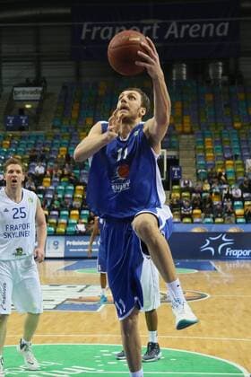 Elmedin Kikanovic (Enisey) - Fraport Skyliners vs. BC Enisey, Fraport Arena Frankfurt