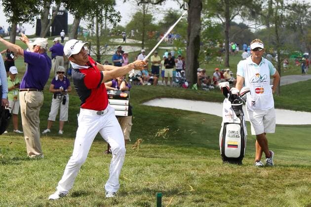 March 20, 2015 - Orlando, Florida, United States - Camilo Villegas (L) hits out of the rough on the the 6th during the second round of the Arnold Palmer Invitational presented by MasterCard at Bay Hill Club & Lodge. PGA Golf Herren 2015 - Arnold Palmer Invitational Presented by MasterCard - Second Round - ZUMAw109