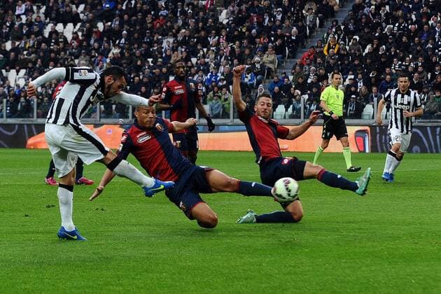 Turin, Italien - Serie A, Juventus Turin vs. Genoa CFC: Carlos Tevez 