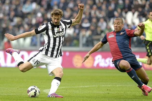 Fernando Llorente Juventus, Sebastien De Maio Genoa - Serie A, Juventus Turin vs. Genoa CFC filippoxalfero