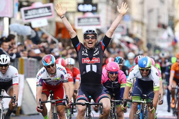 John DEGENKOLB ( GER Giant ALPECIN ) gewinnt den italienischen Radsportklassiker im Sprint vor Vorjahressieger Alexander KRISTOFF ( NOR Katusha Team ) und Michael MATTHEWS ( AUS Orica-GreenEDGE) - Finale - Ziel - Finish - Sprint - Massensprint - Mass Sprint - Jubel - Freude - Emotionen - Begeisterung - Mimik - Gestik - Aktion - Rennszene - Querformat - quer - horizontal - Event Veranstaltung: 106. Mailand - San Remo - Milano - San Remo 2015 - Mailand nach San Remo Via Roma 293.0 km - Location Ort: San Remo - Italy - Italien - Europe - Europa - Date Datum: 22.03.2015 STIEHL PHOTOGRAPHY