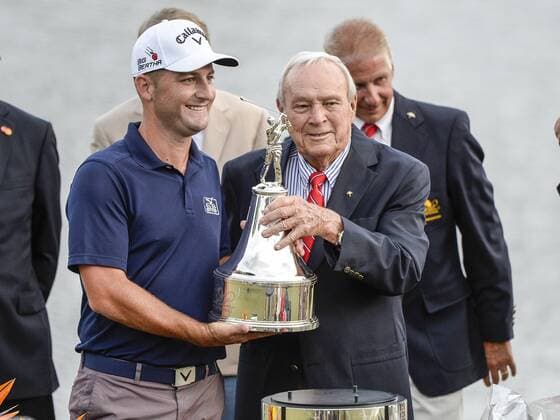 March 22, 2015 - Orlando, FL, U.S: Matt Every accepts the Champions Trophy from Mr. Arnold Palmer after final round golf action of the Arnold Palmer Invitational presented by Mastercard held at Arnold Palmer s Bay Hill Club & Lodge in Orlando, FL PGA Golf Herren 2015: Arnold Palmer Invitational Final Round MAR 22 - ZUMAcg2_