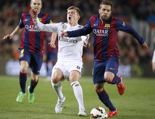 KROOS Toni Team Real Madrid mit JORDI ALBA Spanische Fussball Liga BBVA Classico FC Barcelona Barca Real Madrid 2 : 1 im Camp Nou am 22. Maerz 2015 in Barcelona 