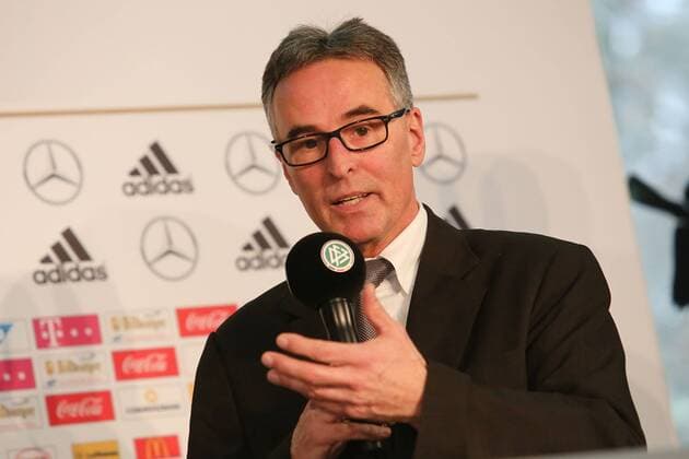 23.03.2015, xjfx, Fussball International, DFB Pressekonferenz vor dem Spiel gegen Australien, v.l.Helmut Sandrock (Generalsekräter, Deutsche Fussball Bund),FREISTELLER