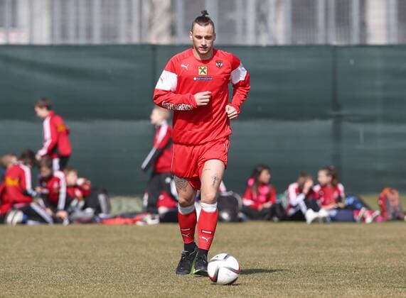 SOCCER - UEFA EURO EM Europameisterschaft Fussball 2016 quali, LIE vs AUT VIENNA,AUSTRIA,23.MAR.15 - SOCCER - UEFA European Championship EM Europameisterschaft 2016, European Qualifiers, OEFB international match Länderspiel Liechtenstein vs Austria, training team AUT. Image shows Marko Arnautovic (AUT).