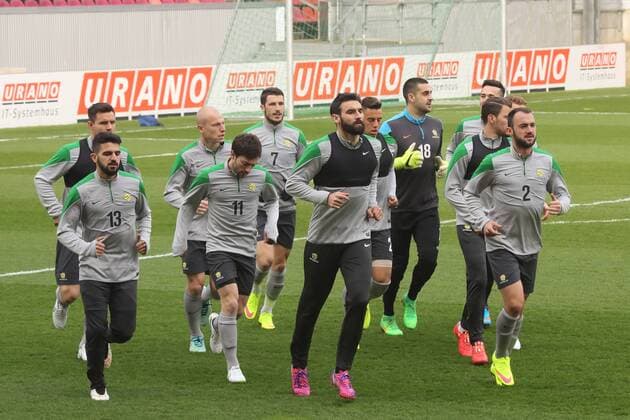TRAINING FUSSBALL NATIONALMANNSCHAFT AUSTRALIEN BRUCHWEG STADION MAINZ 