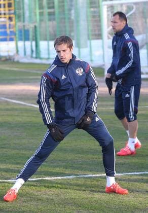 NOVOGORSK, RUSSIA. MARCH 23, 2015. Dmitry Kombarov during a training session of the Russian national football team (men) ahead of the second leg of their UEFA EURO EM Europameisterschaft Fussball Qualifiying Round Group G match against Montenegro. Artyom Korotayev TASS  RE15F382