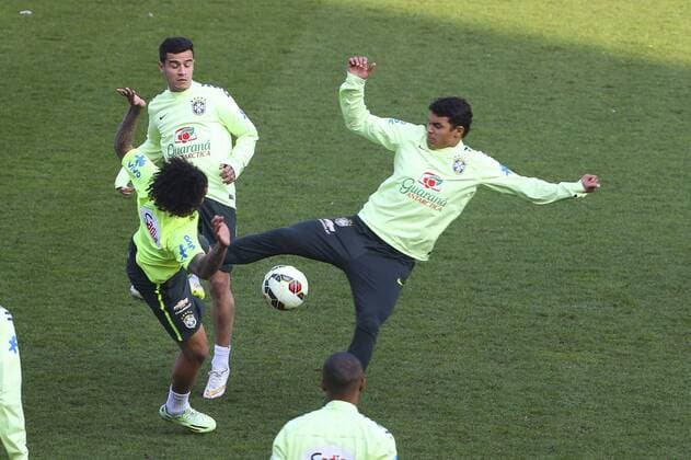 Marcelo Vieira Thiago Silva, Philipe Coutinho - Training brasilianische Nationalmannschaft, Stade Charlety Paris - 23 03 2015 GwendolineLeGoff Panoramic 