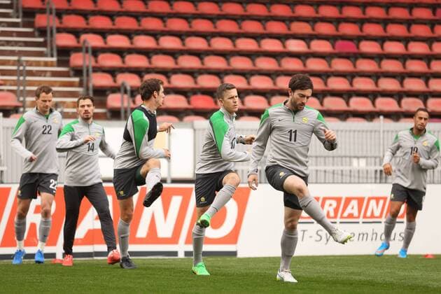 TRAINING FUSSBALL NATIONALMANNSCHAFT AUSTRALIEN BRUCHWEG STADION MAINZ 