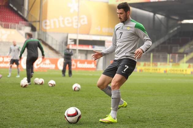 MATHEW LECKIE TRAINING FUSSBALL NATIONALMANNSCHAFT AUSTRALIEN BRUCHWEG STADION MAINZ 