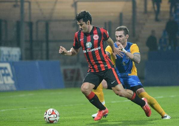 24.03.2015, xjhx, Fussball 1.Bundesliga, Eintracht Frankfurt - Kosovo, v.l. Nelson Valdez (Eintracht Frankfurt), Avni Pepa (Kosovo)