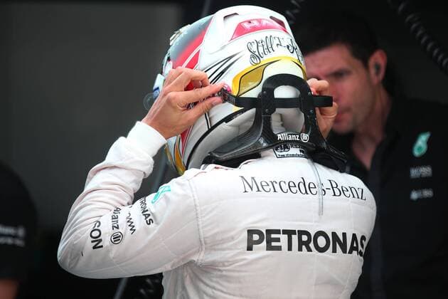 Motorsports: FIA Formula One World Championship WM Weltmeisterschaft 2015, Grand Prix of Malaysia, 44 Lewis Hamilton (GBR, Mercedes AMG Petronas Formula One Team), xHOCHxZWEIx